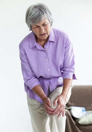 Knéi Schmerz wéinst Arthrosis